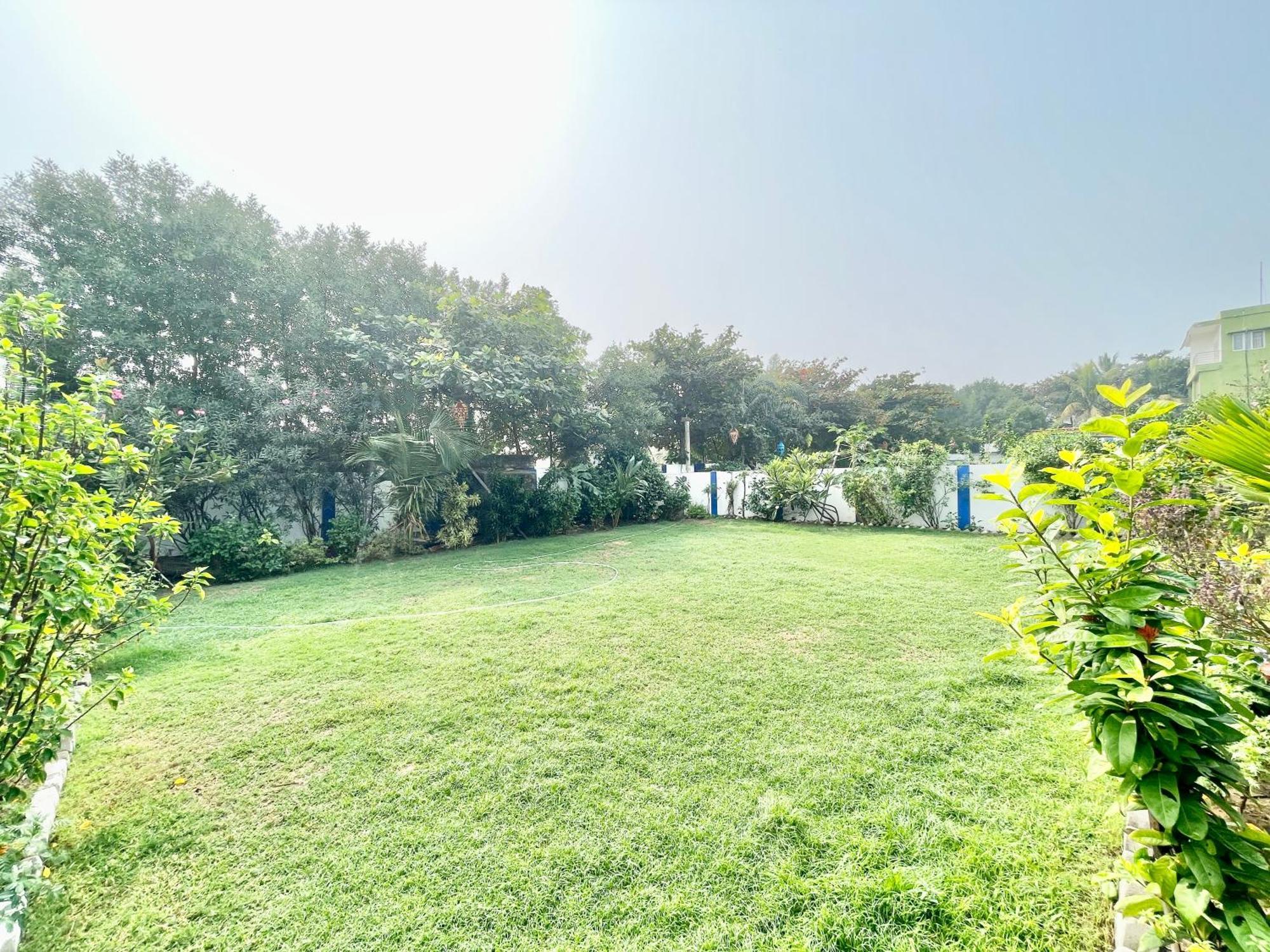 Hotel V-I Near Sea , Puri Private-Park -Gym-Spa Fully-Airconditioned-Hotel Lift-And-Parking-Facilities Breakfast-Included Dış mekan fotoğraf