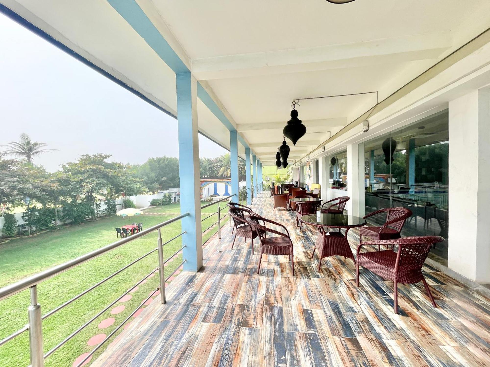 Hotel V-I Near Sea , Puri Private-Park -Gym-Spa Fully-Airconditioned-Hotel Lift-And-Parking-Facilities Breakfast-Included Dış mekan fotoğraf