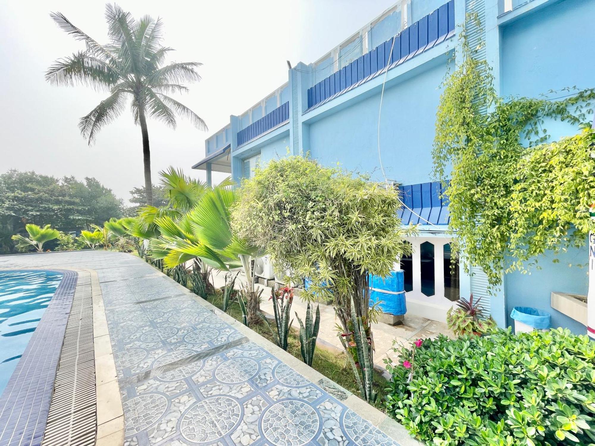 Hotel V-I Near Sea , Puri Private-Park -Gym-Spa Fully-Airconditioned-Hotel Lift-And-Parking-Facilities Breakfast-Included Dış mekan fotoğraf